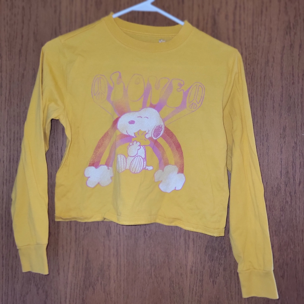 Peanuts Yellow Long Sleeve Tee with Playful Graphic